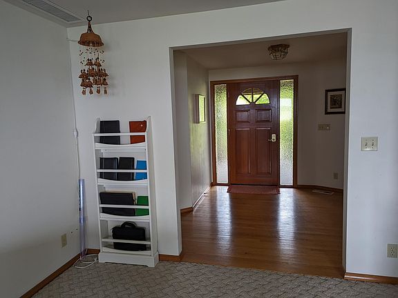 4th image of 16428 Marine Dr