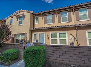 28664 Jardineras Dr, Santa Clarita, CA 91354