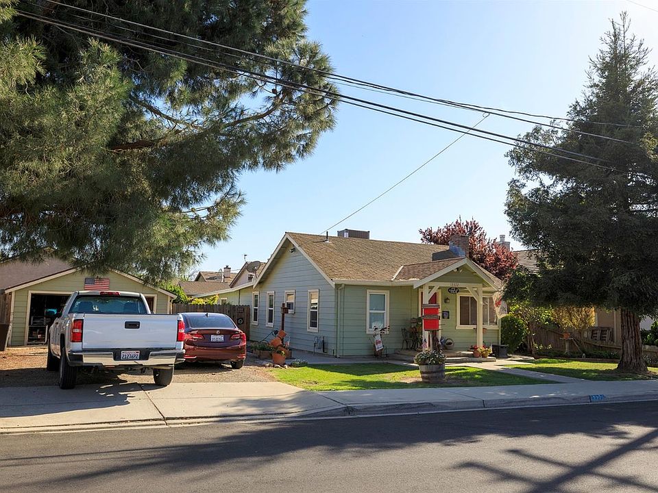 1st image of 13372 Bentley St