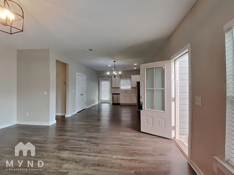 15674 Capstone Blvd — Photo 7