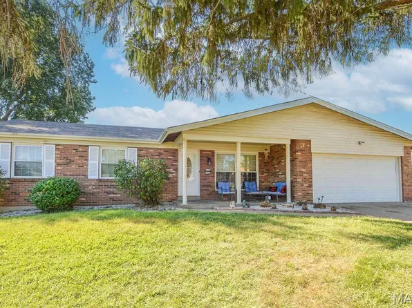 4044 Avery Ln, Bridgeton, MO 63044