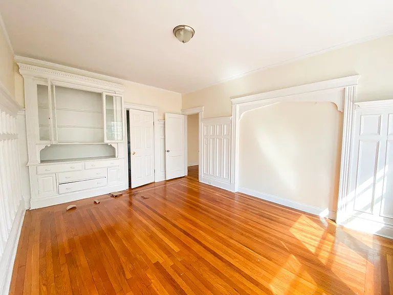144 Coolidge St #2 — Photo 19