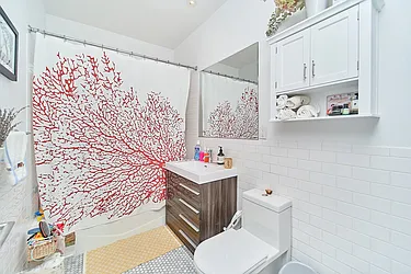 Rented by Living New York