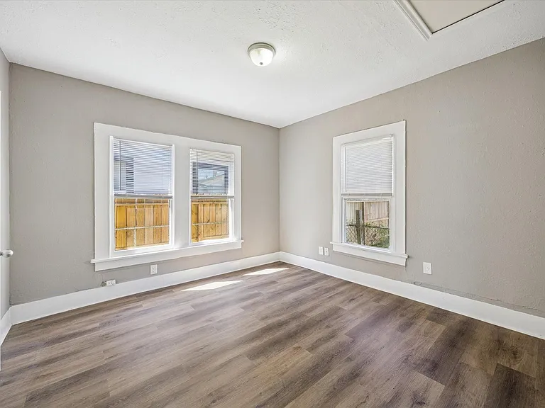 1115 Bigelow St — Photo 7