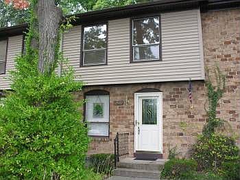 1st image of 2537 Chatham Woods Dr SE