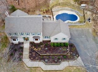 14 Perona Rd, Andover, NJ 07821