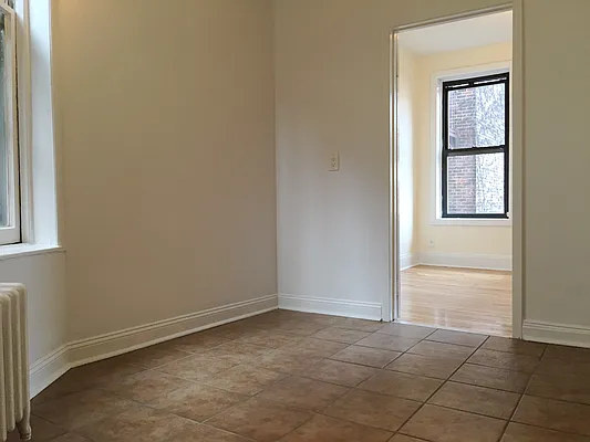 Rented by Waverly Realty Associates | media 32