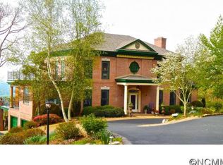 3 Snowbird Dr, Asheville, NC 28804