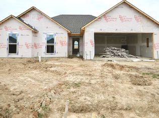 101 Ashberry Ln, Humboldt, TN 38343