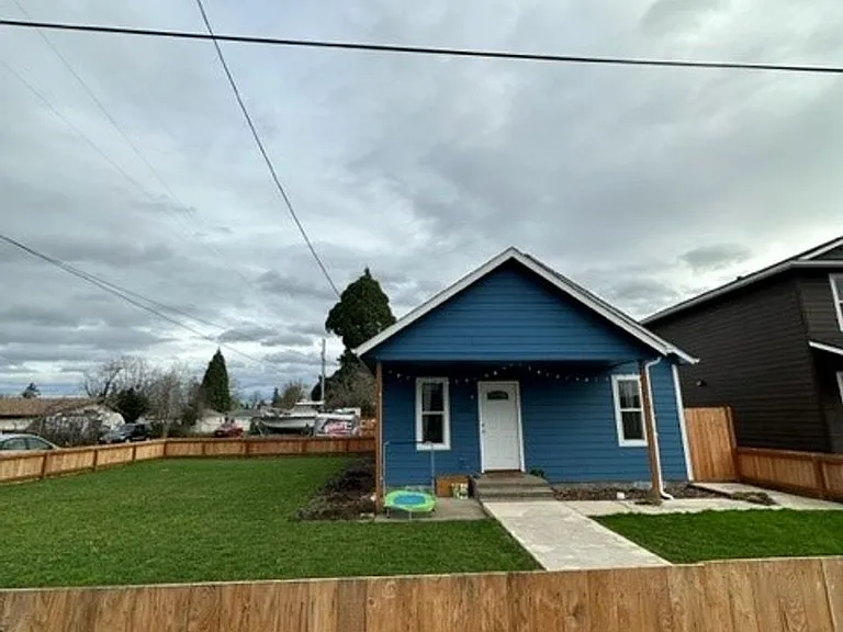 1505 Jefferson St SE — Photo 1