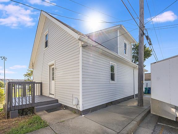 4th image of 236 Water St