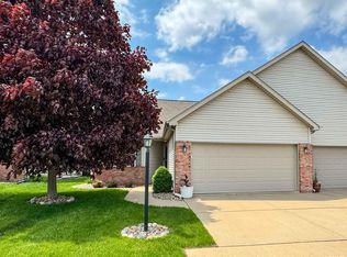 11333 N Northtrail Dr, Dunlap, IL 61525