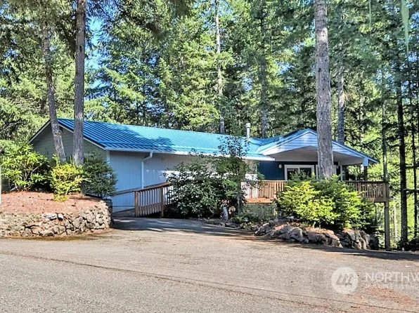 550 N Lake Surf Drive, Lilliwaup, WA 98555