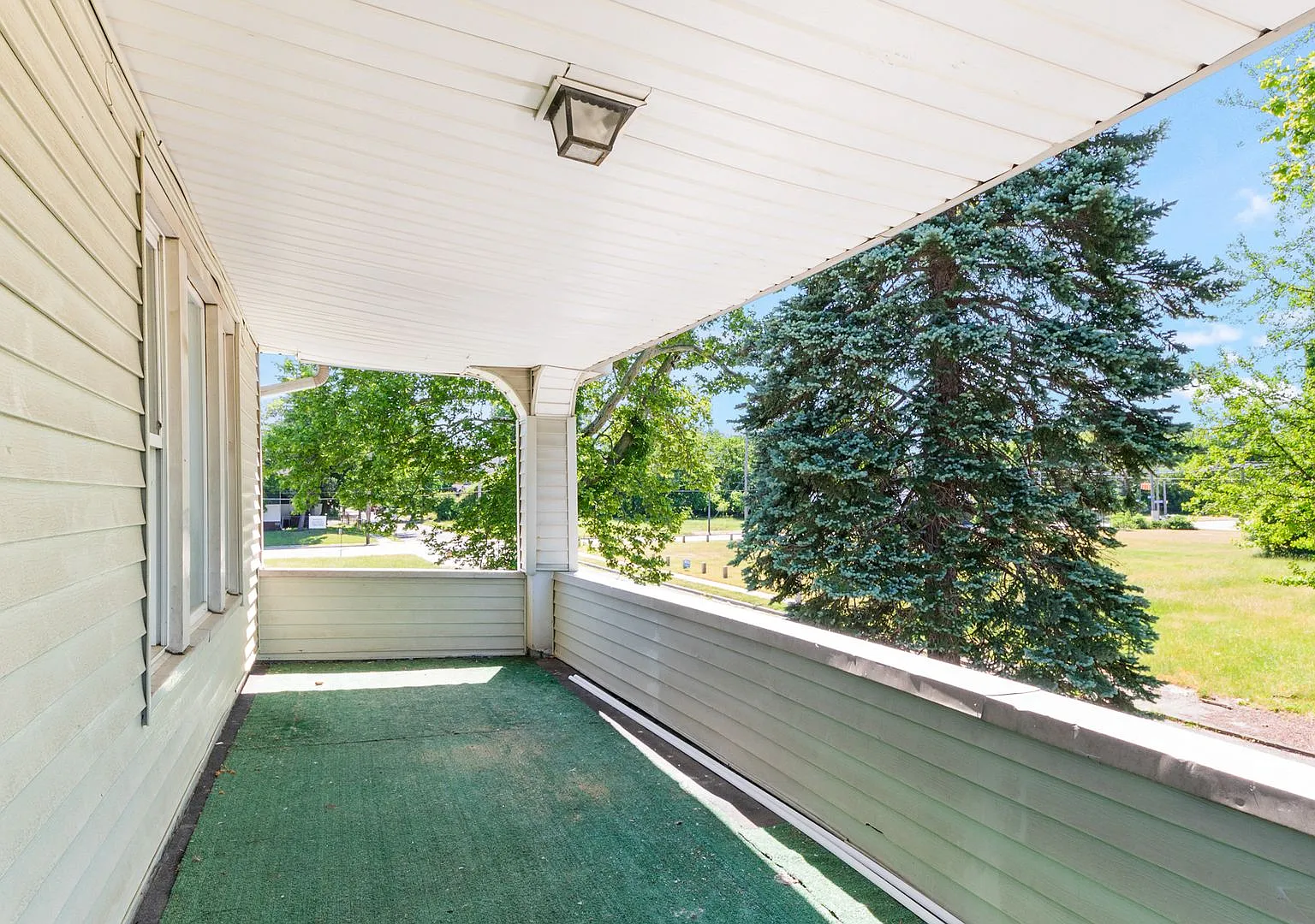 13617 Glenside Rd — Photo 3