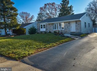 2700 Veser Ln, Willow Grove, PA 19090