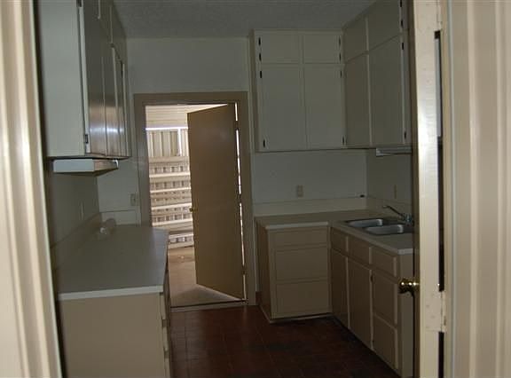 5th image of 4302 N State Highway 36
