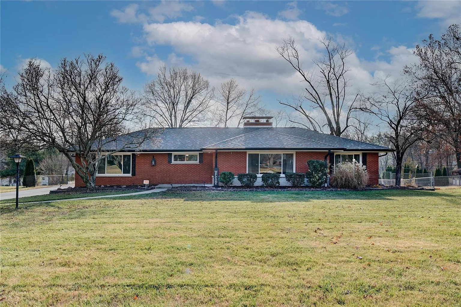 10768 Leebur Dr photo 1