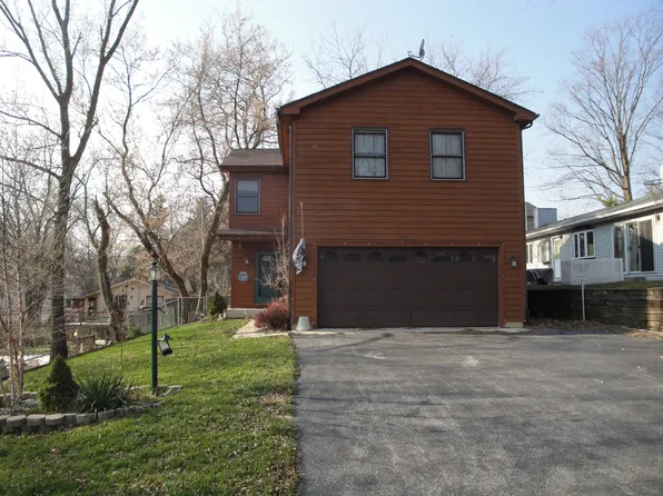 1105 Monroe St, Wauconda, IL 60084