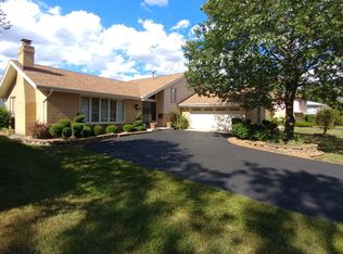 2850 Walnut Rd, Homewood, IL 60430