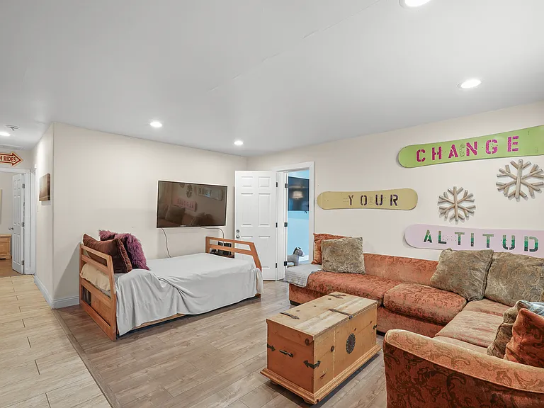 433 Mountainaire Ln #A — Photo 7