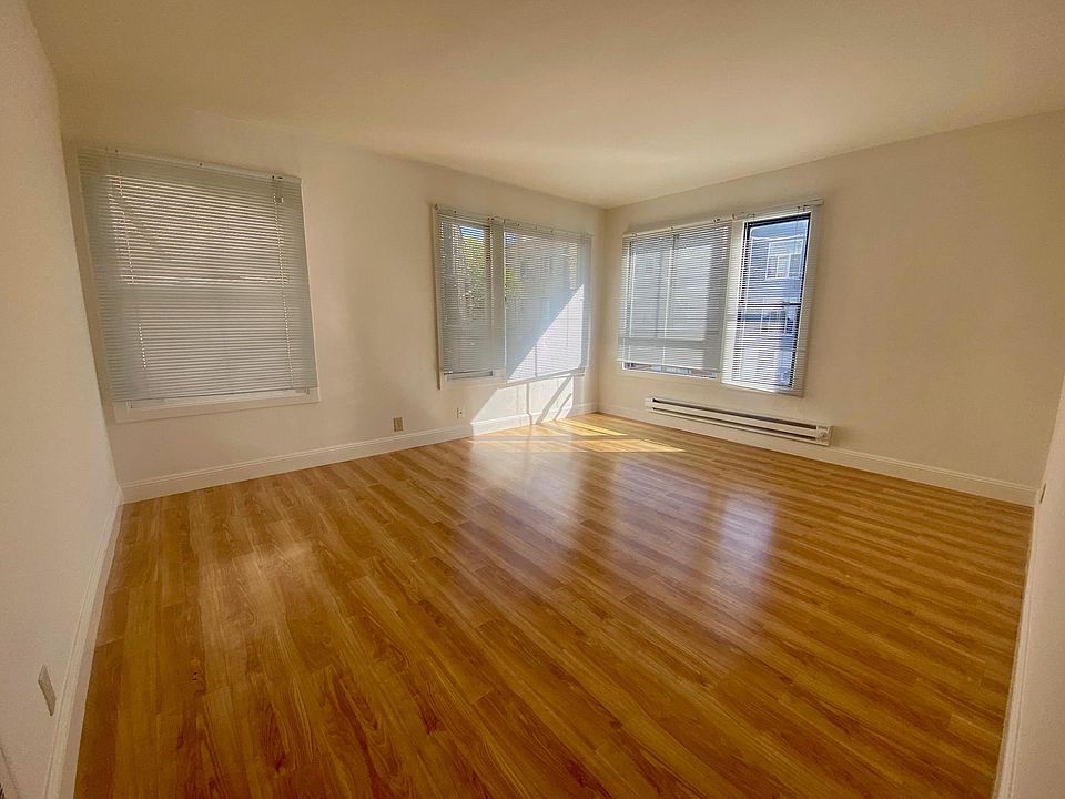 1st image of 3221 Buchanan St #1