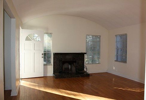 2nd image of 1104 Beech Ave