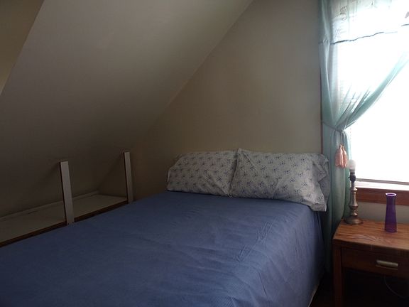 4th image of 135 W Elm Ave #1