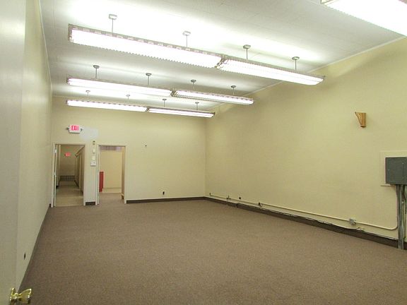 5th image of 87 N Saginaw St