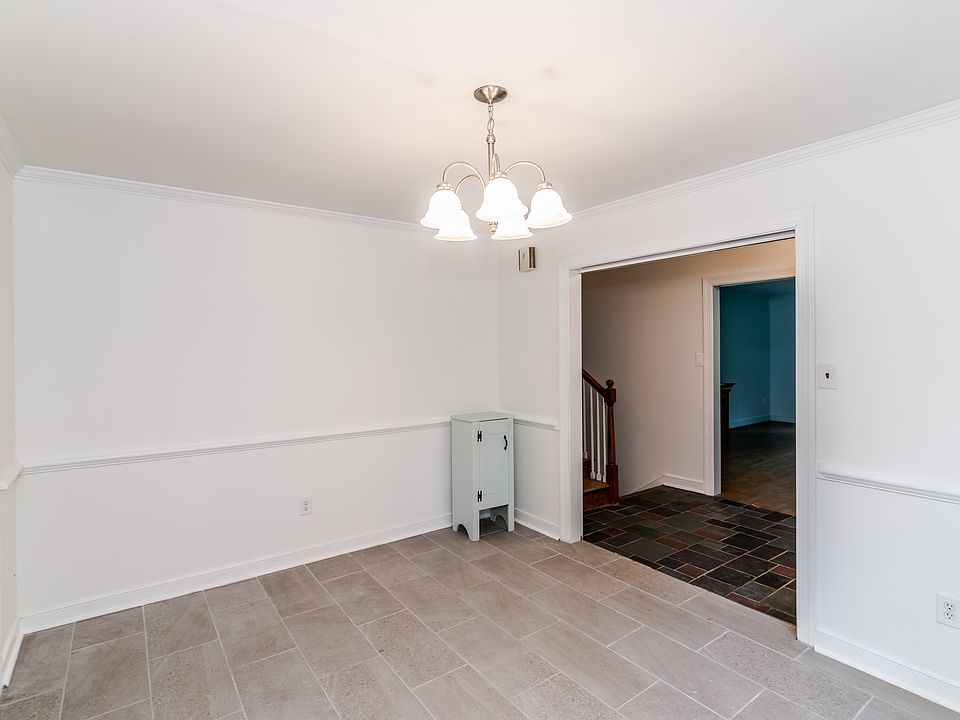 1st image of 6726 Greenvale Dr