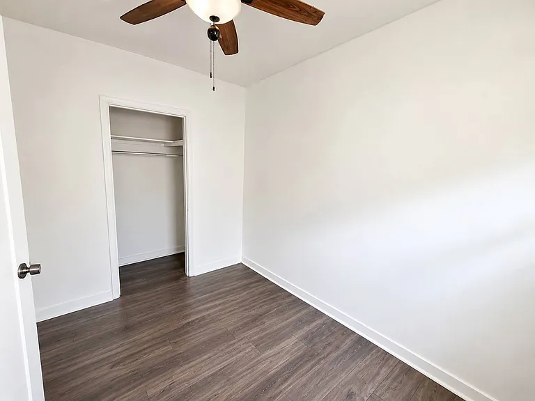 307 W Dixie Hwy #8 — Photo 3