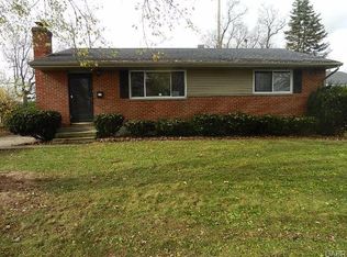 33 Whispering Dr, Dayton, OH