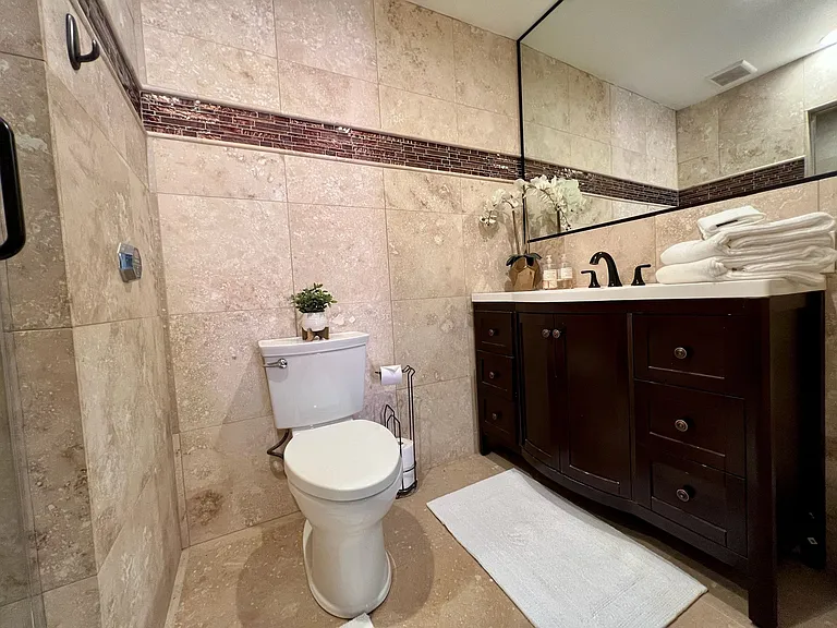 311 Fairview Dr — Photo 4