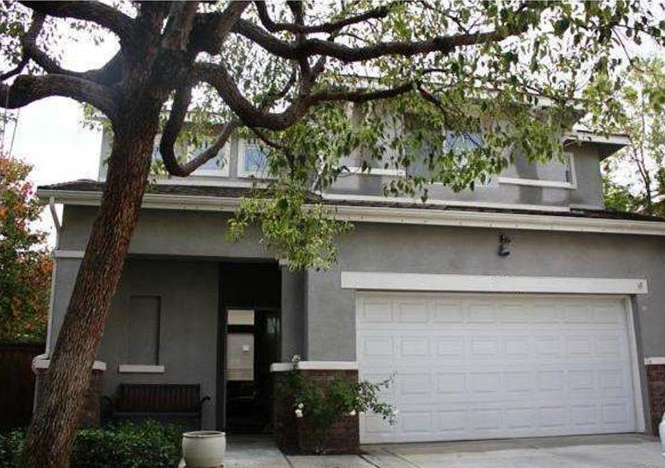 1st image of 28350 Mayfair Dr