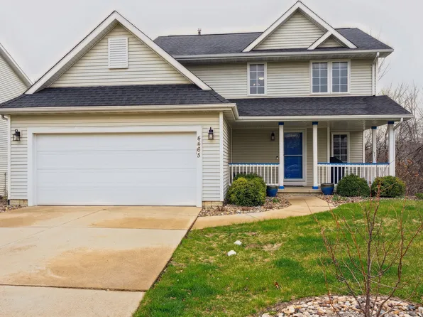 4465 Meadow Valley Dr, West Des Moines, IA 50265