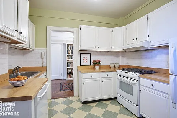 Sold by Brown Harris Stevens | media 7