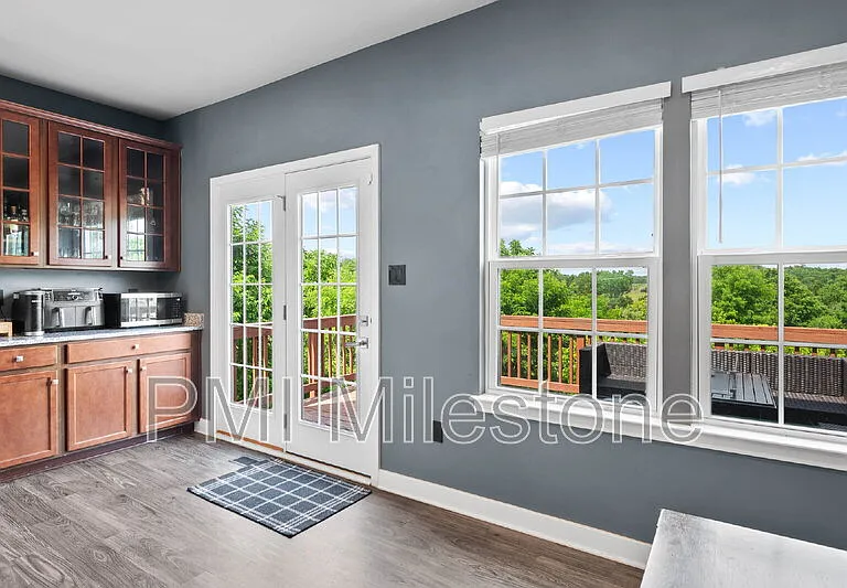 367 Ontario Dr #FALLING WATERS — Photo 35
