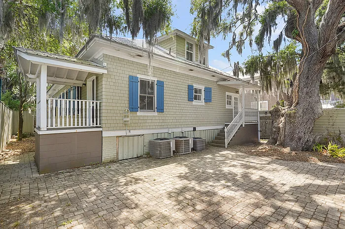 42 Saragossa St #B — Photo 2