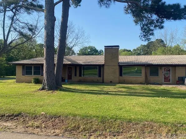 1019 E Beech St, Hope, AR 71801