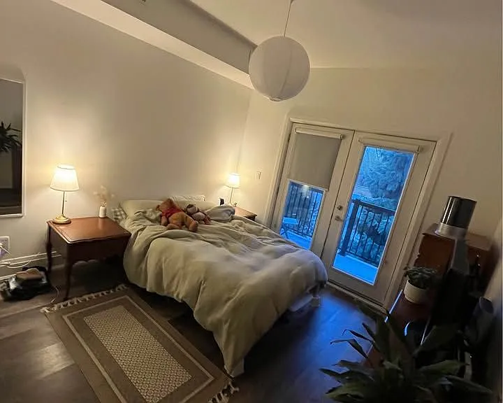 984 Dovercourt Rd #3 — Photo 6