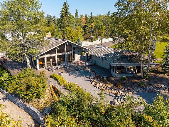 5th image of 139 Silver Beach Rd
