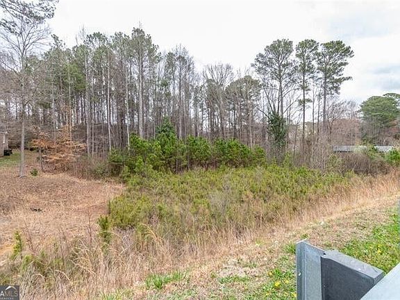 3rd image of 5431 Cumming Hwy