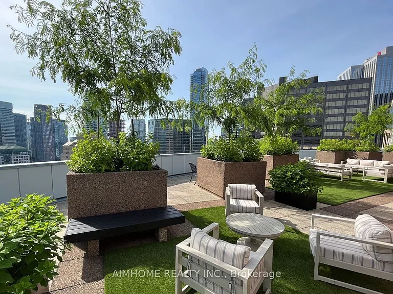 33 University Ave #207 — Photo 27