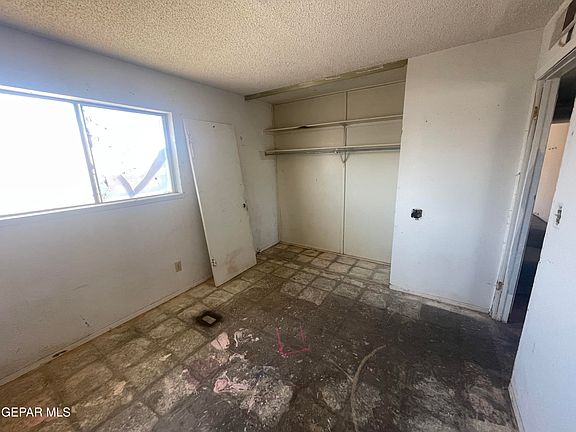 5th image of 10737 Sunstone St