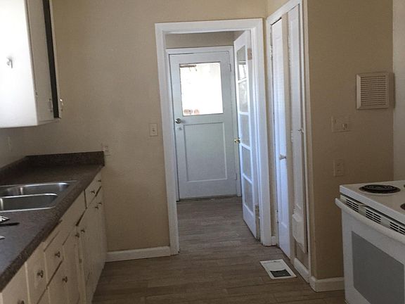 4th image of 212 N Grant Ave