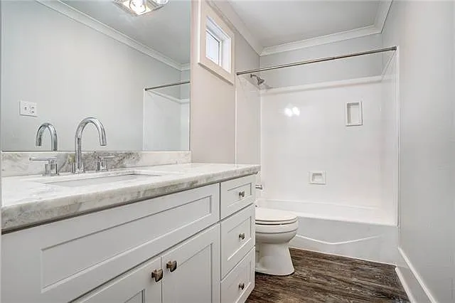 715 Aurora St — Photo 26