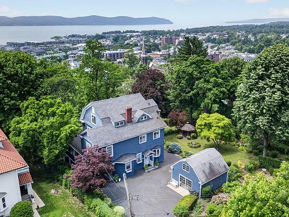 2nd image of 59 Fairview Avenue