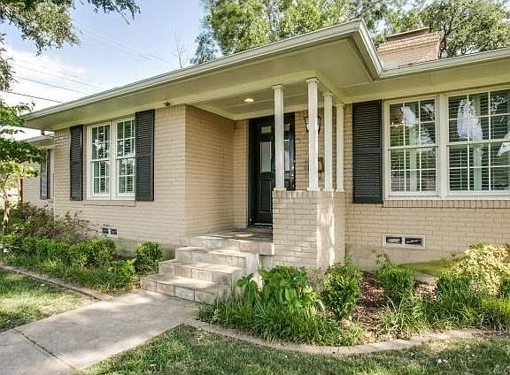 4th image of 7542 Centenary Ave