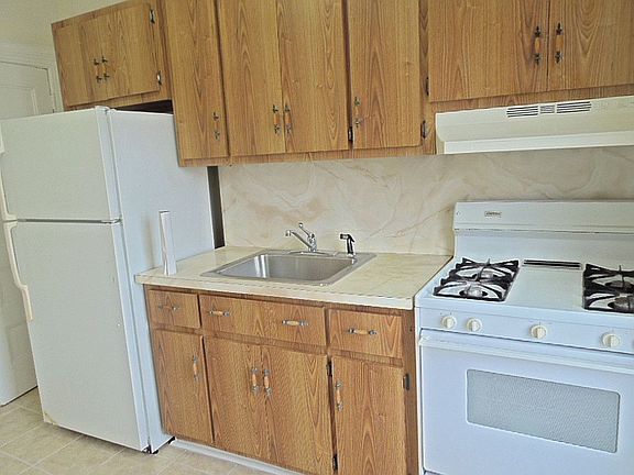 2nd image of 1680 Nostrand Ave #2