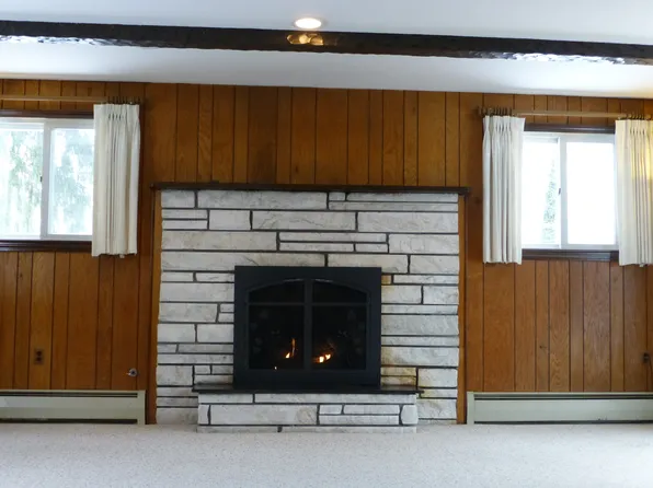 145 Dorrance St, Hamden, CT 06518