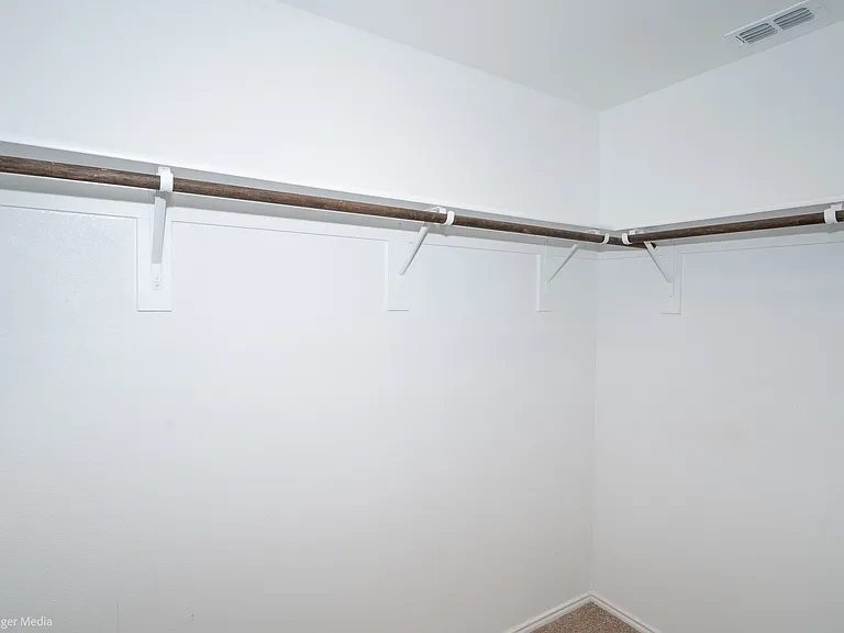 6638 Loy Dr — Photo 19